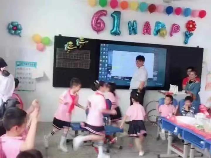 龍巖市教言科學(xué)研究院附屬小學(xué)(圖10) 龍巖市教言科學(xué)研究院附屬小學(xué)(圖10)