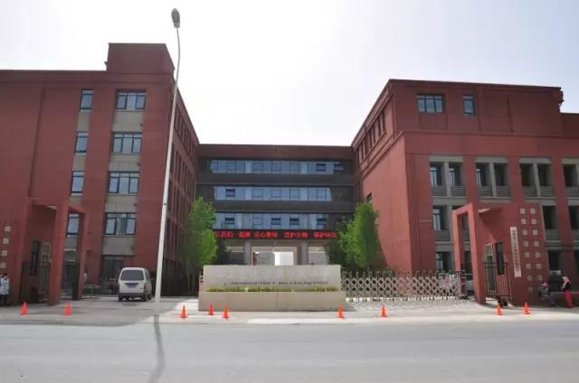 鄭州荊胡小學(xué)(圖1) 鄭州荊胡小學(xué)(圖1)