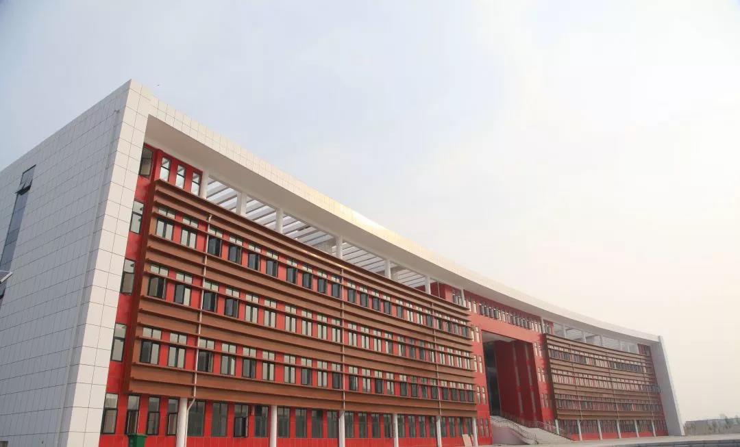 榆林市第一中學(xué)(圖2) 榆林市第一中學(xué)(圖2)