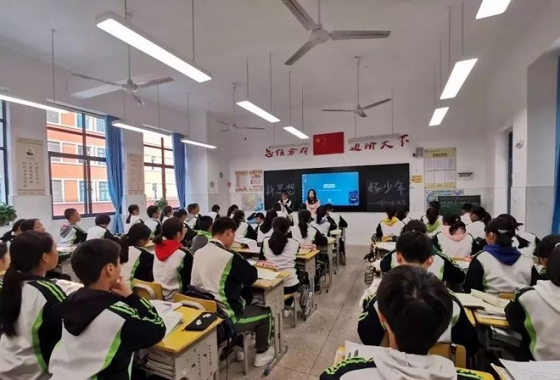 菱溪中學(圖3) 菱溪中學(圖3)